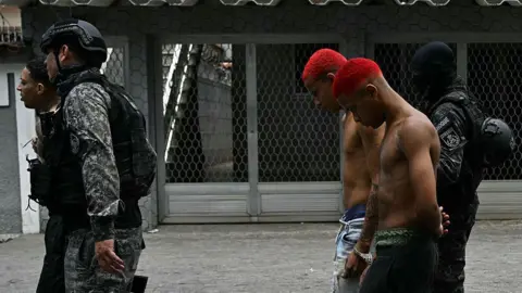 Rio Police Operation Raises Questions Over Gang Control