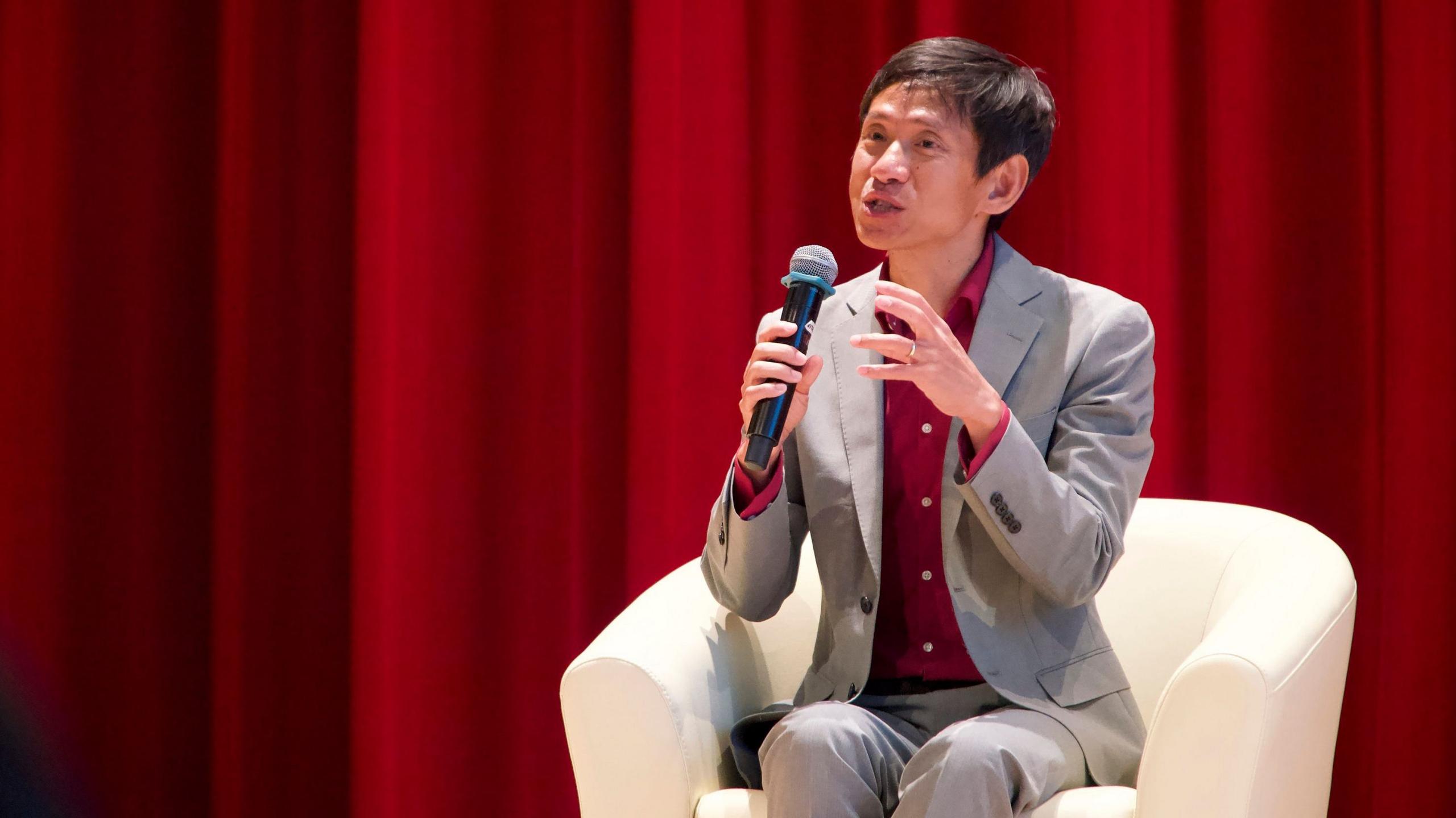 From Professor to Pop Icon: How a 54‑Year‑Old Academic Became a Youth Hero in China