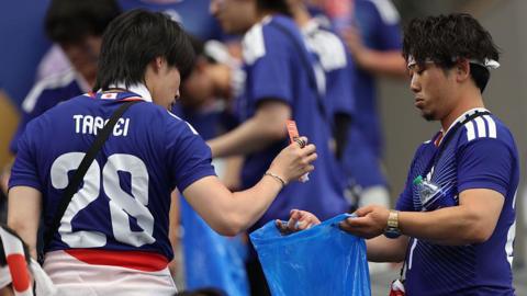 Japanese Football Fans’ Stadium Cleanups Spark Home‑Scoop Gender Debate