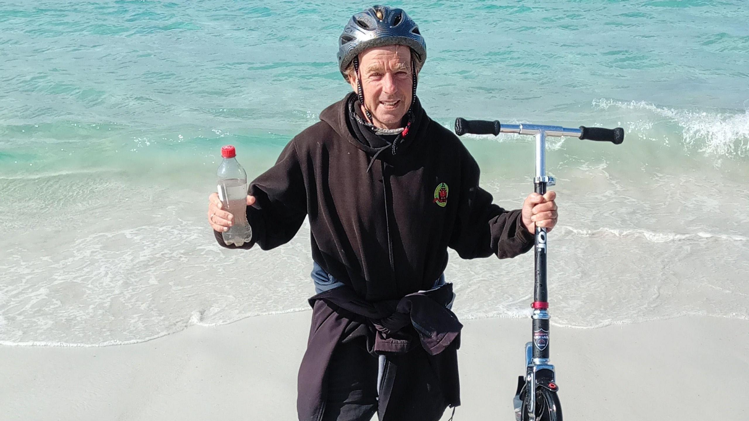 Australian Coast‑to‑Coast Kick Scooter Odyssey by a 57‑Year‑Old Brit