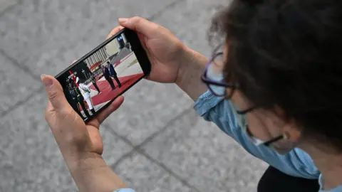 Trust in News Falls to Record Low, Reveals Global Survey
