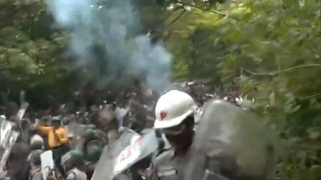 Jharkhand Exam‑Reform Protest Escalates as Police Fire Tear Gas