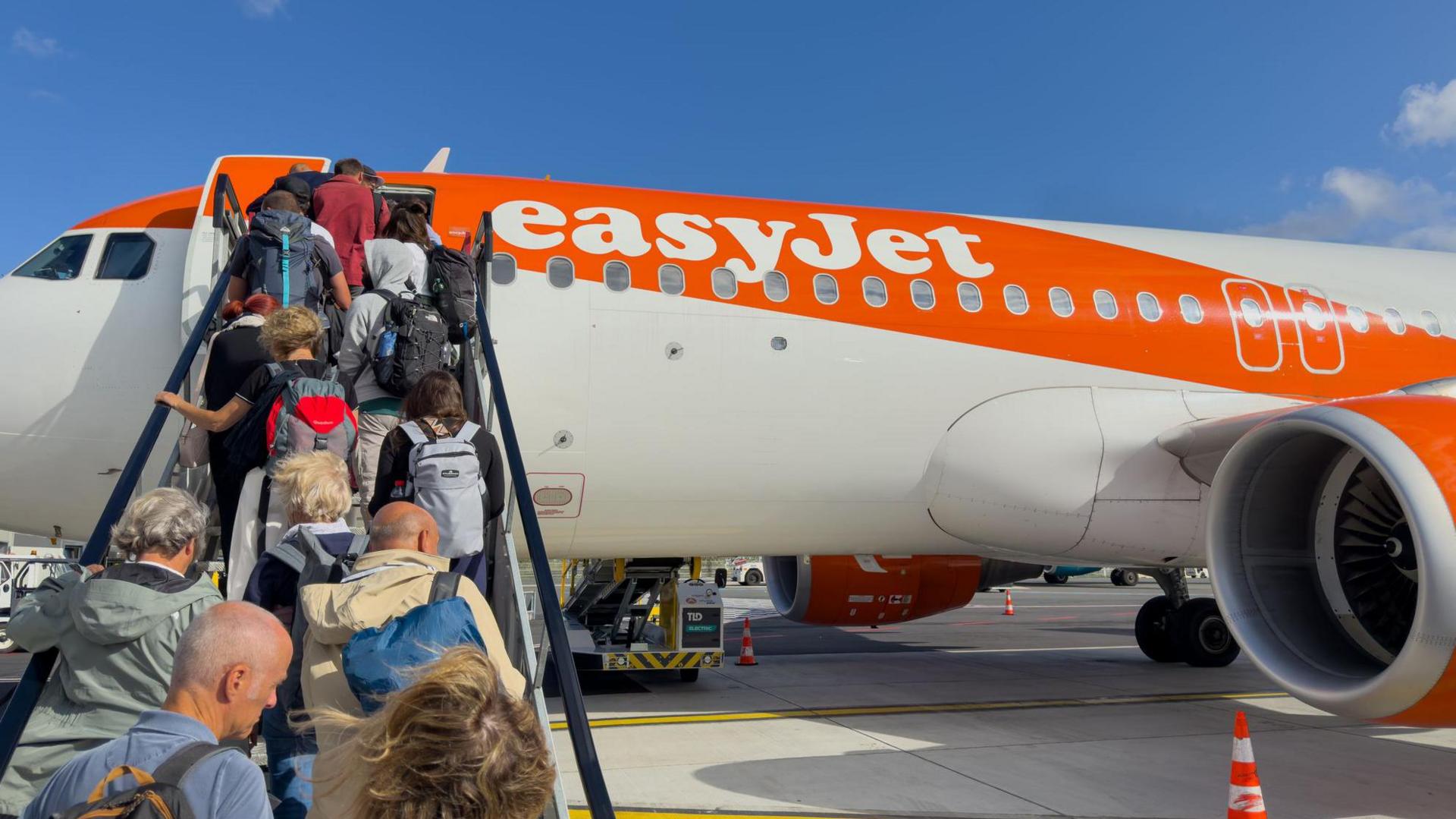 EasyJet to Be Acquired by US Firm Apollo for £5.7 Billion