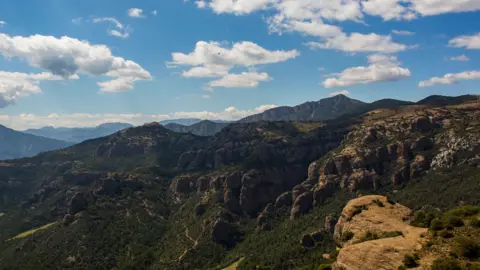 British Paraglider Killed in Catalonia Crash