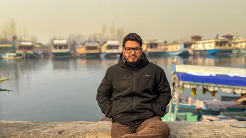 Kashmiri Youth Reshape Heritage Amidst Turmoil