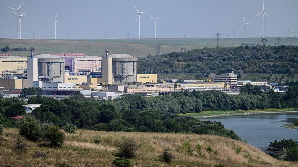 Romania’s Nuclear Plant Shuts Amid Record Low Danube Levels as Europe Faces Climate Pressure