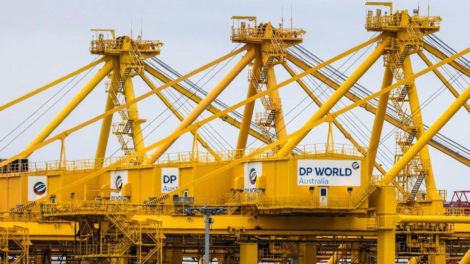 Dock Workers in Australia Demand 28‑Hour Week Amid AI Automation at DP World