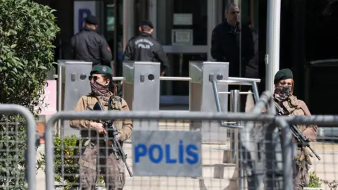 Shooting Near Israeli Consulate in Istanbul: One Gunman Killed, Two Officers Injured