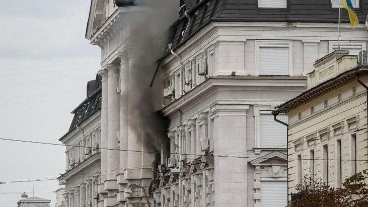 Russian Drone Strikes Ukrainian SBU HQ in Kyiv, President Claims Targeted Attack