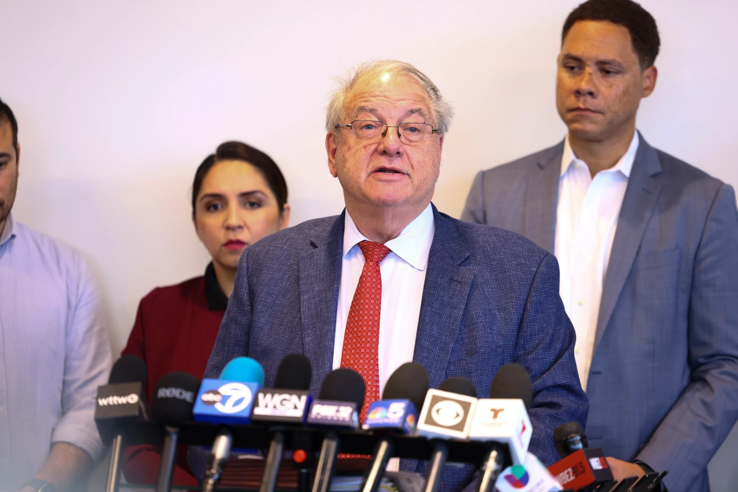 Judge Grants Bond to Chicago Man Detained Amid Daughter's Cancer Battle