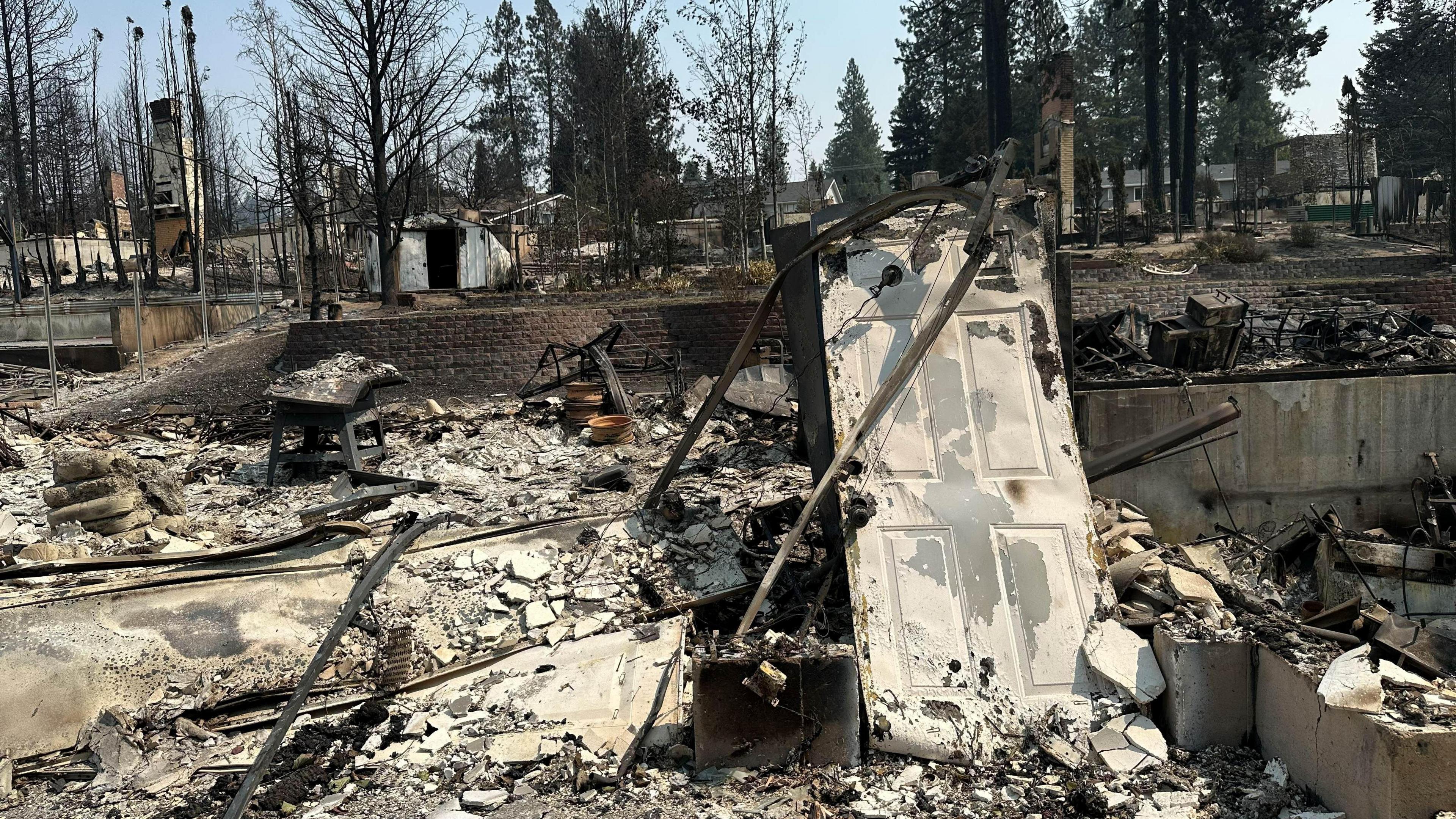 Scale of Devastation Shocks Spokane’s Fire‑Seasoned Residents
