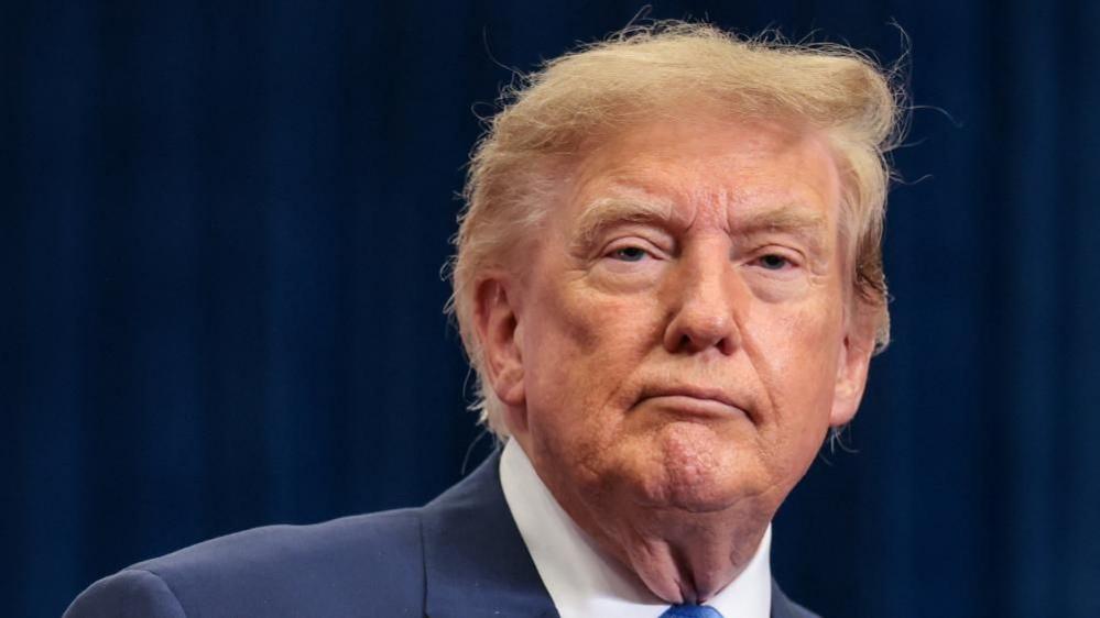 Trump Says U.S. Falklands Stance Under Review as UK Urged to Boost Defence Spending