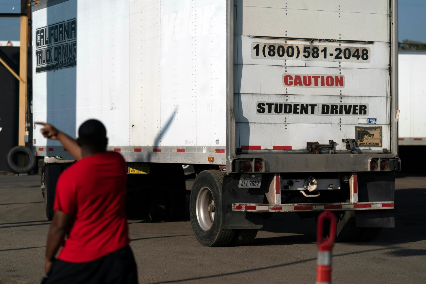 New Standards for Trucking Licenses May Impact Immigrant Drivers