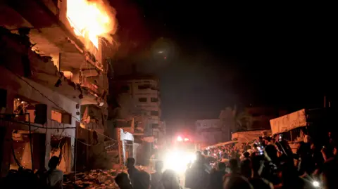 Hamas Commander Killed in Israeli Air Strike Amid Ongoing Conflict