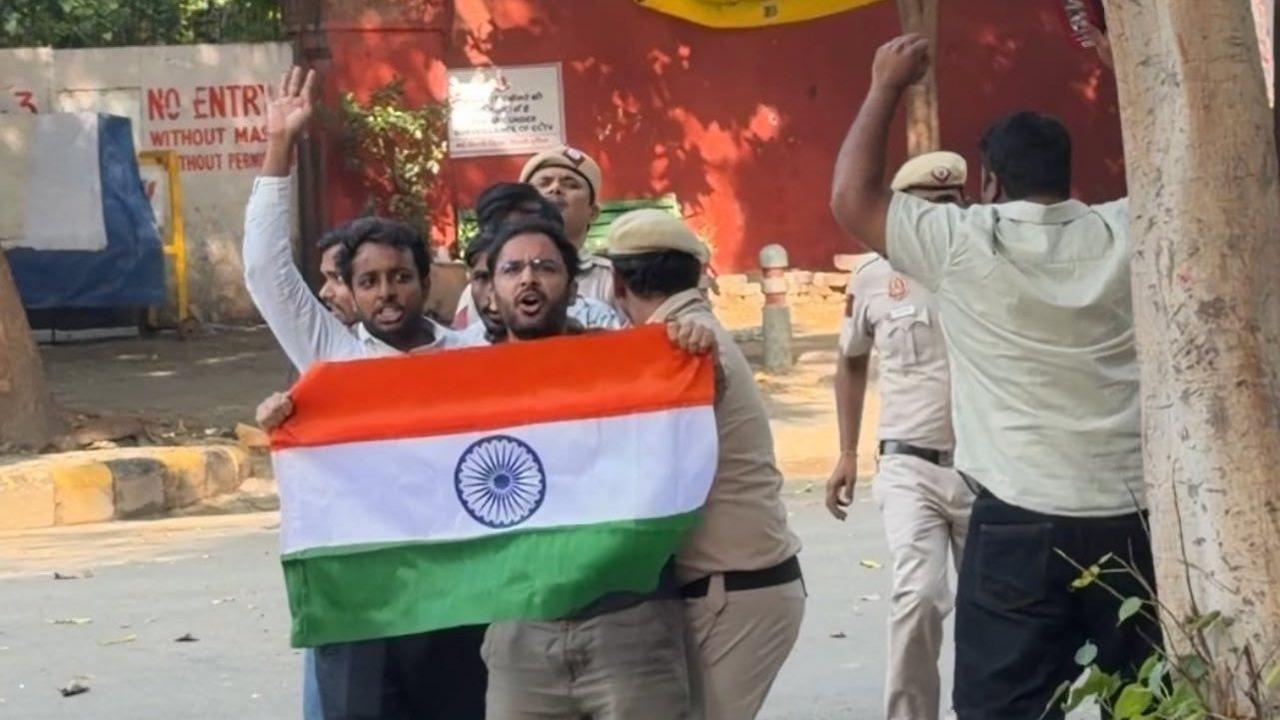 CJP Leaders Detained After Nighttime Raid on Delhi’s Jantar Mantar
