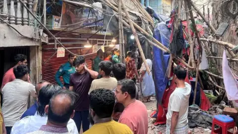 Tragedy Strikes as Earthquake in Bangladesh Leaves Five Dead and Hundreds Injured