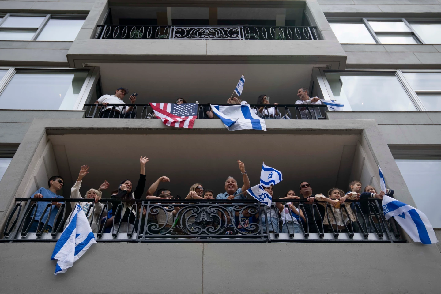 New York Mayor Chooses to Skip Israel Day Parade Ahead of Flag‑Waving Celebration