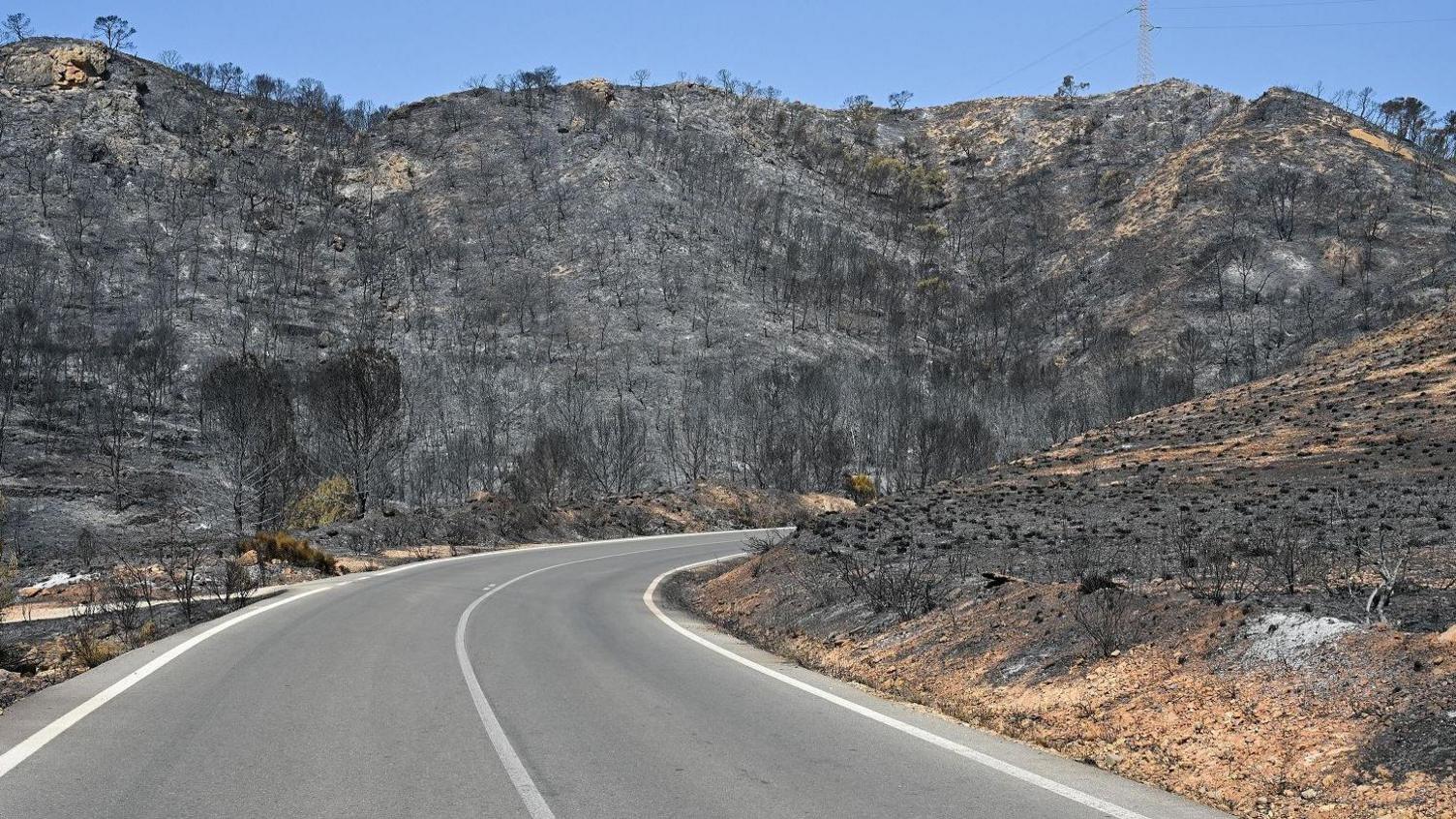 British Couple Rescued from Ravine as Wildfires Rage in Spain’s Almeria Province