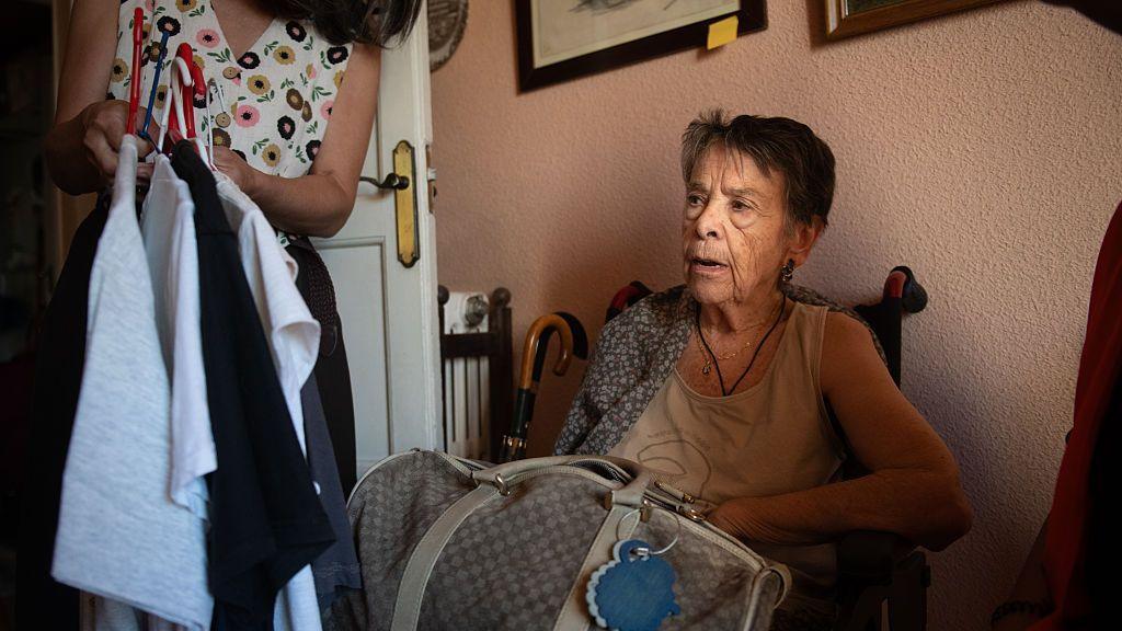 Spain mourns 87‑year‑old evictee as protests deepen