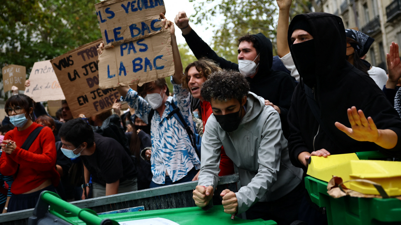 Unprecedented French School Protests: Causes, Scale, and Political Context
