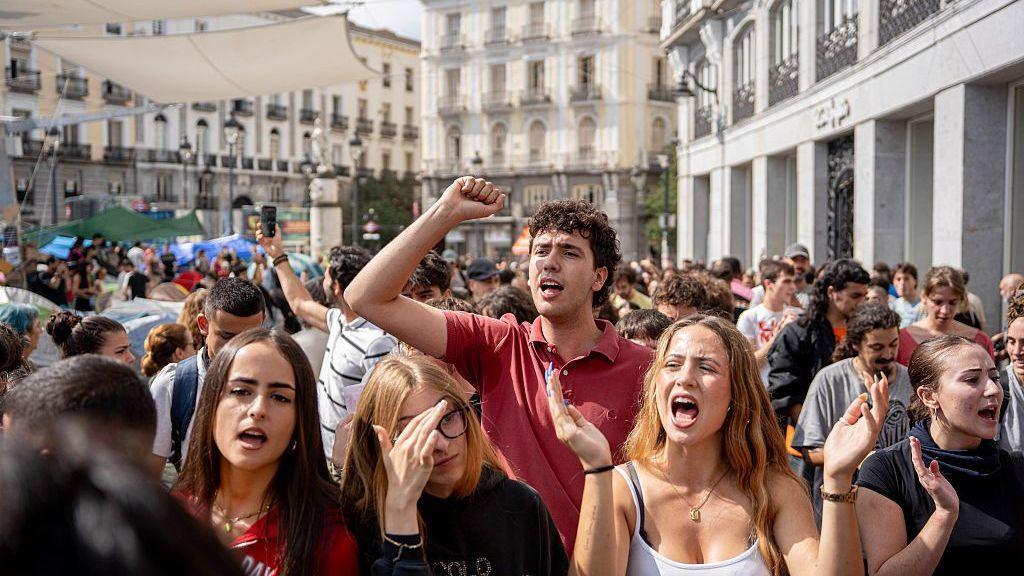 Spain Moves to Ban Evictions as Nationwide Protest Swells