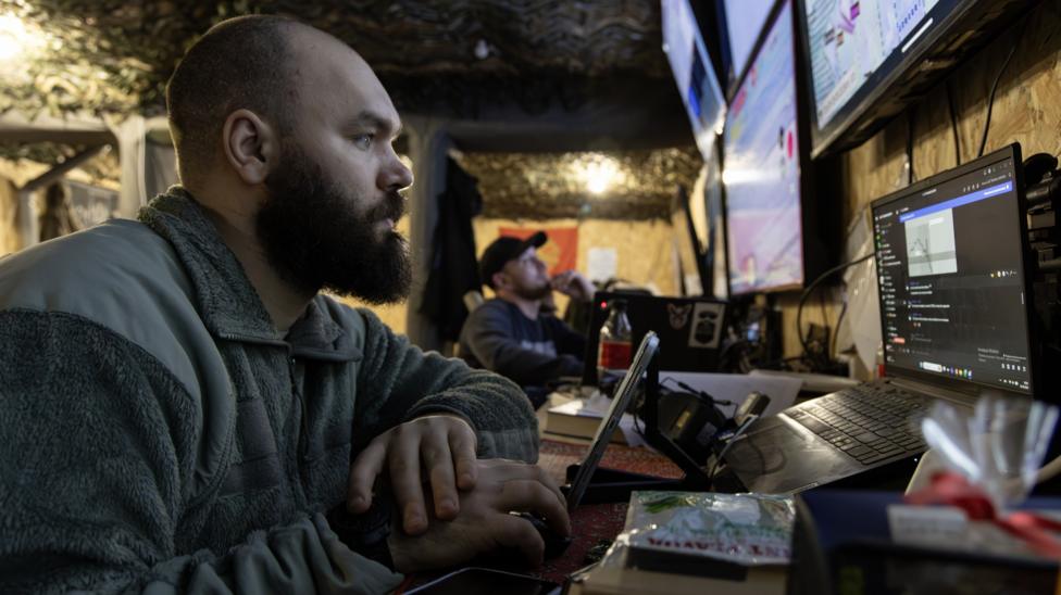 Ukrainian soldier using Starlink system
