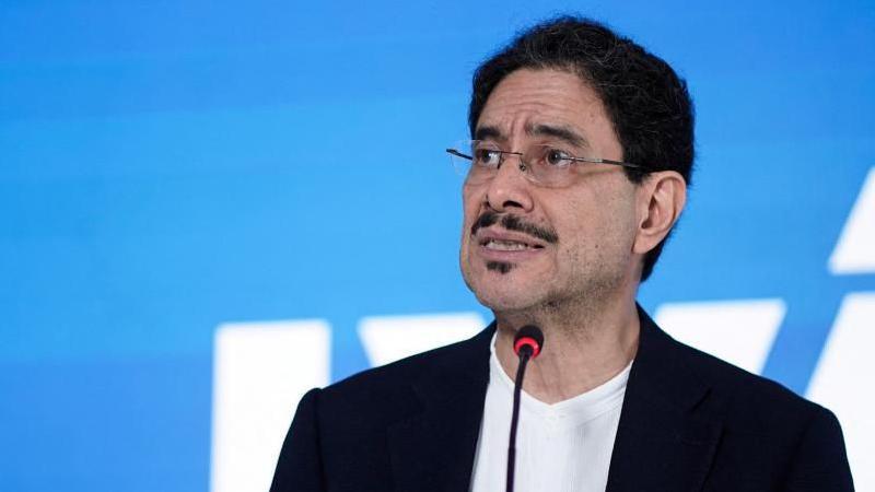 Ivan Cepeda concedes defeat in Colombia’s nail‑biting presidential run‑off