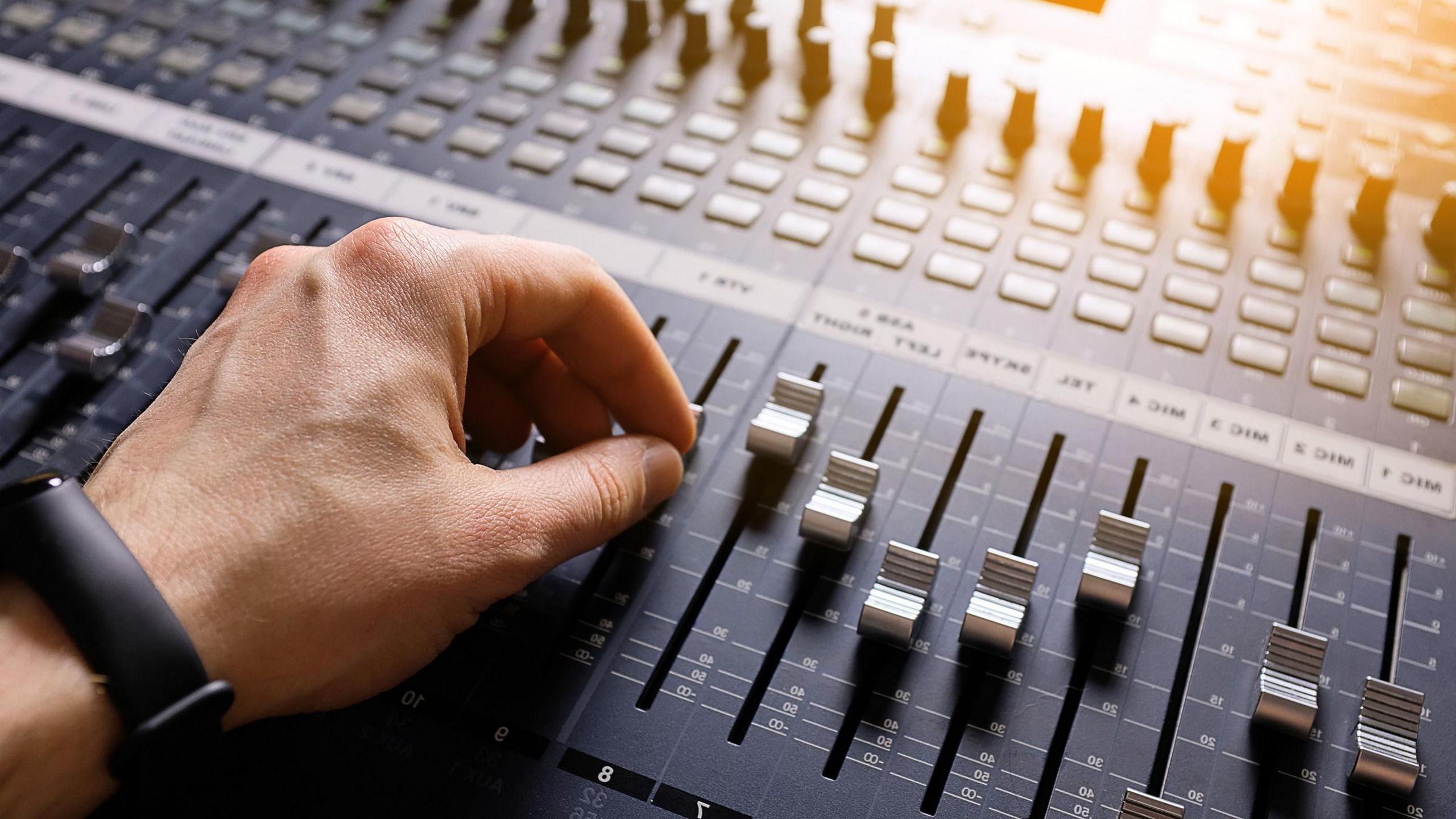 Australia Bars AI‑Generated Songs From Official Charts to Preserve Human Artistry