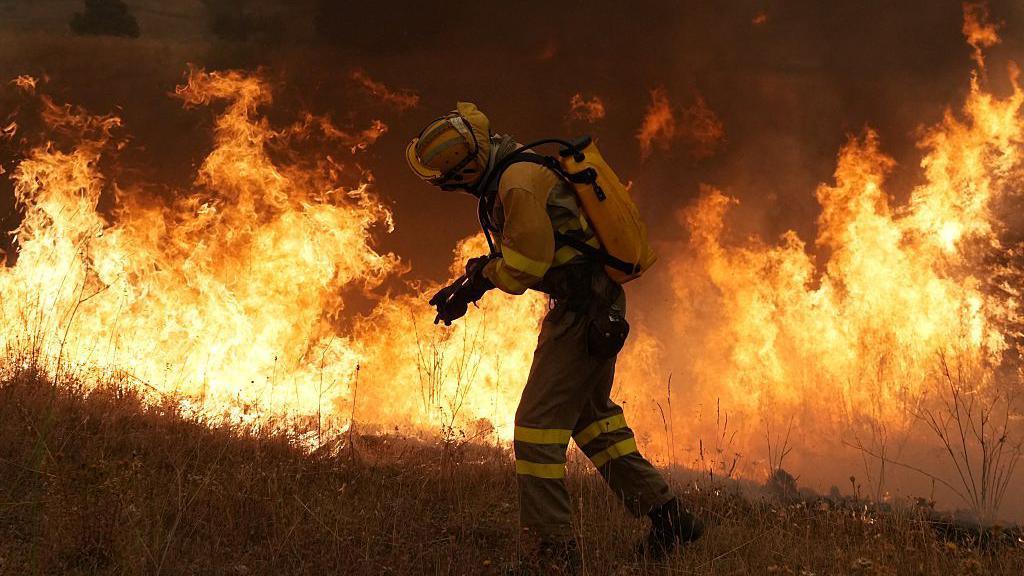 Australia’s Fire‑fighting Innovation: Satellites, Drones and Indigenous Wisdom