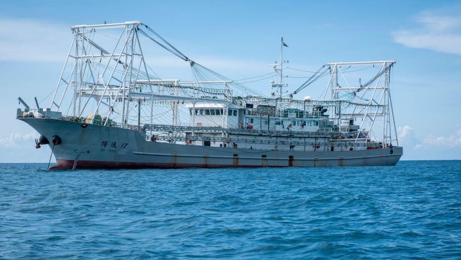 Sierra Leone Fishermen Blame Chinese Trawlers for Falling Catches