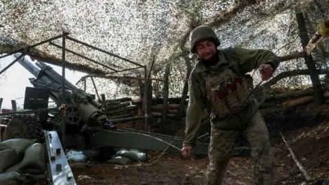 Strategic Shifts: Russian Forces Capture Key Position in Ukraine's Pokrovsk