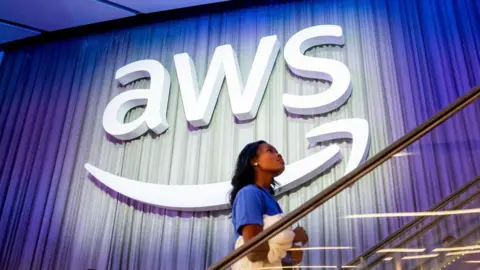 Amazon Web Services Outage Disrupts Major Websites, Now Resolved