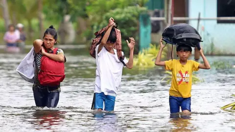Philippines Prepares for Typhoon Fung-wong Amidst Recent Destruction