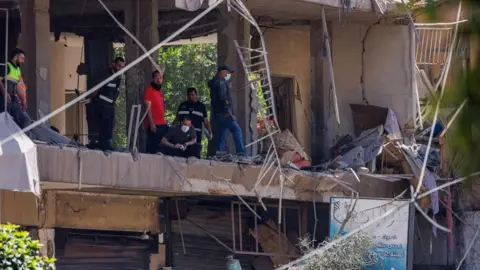Lebanon Reports Three Casualties After Israeli Air Strike on Beirut Suburb