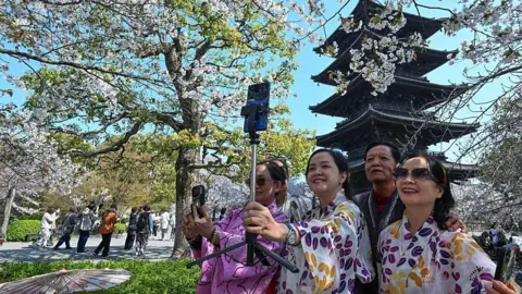 Japan Raises Visa Fees Five‑fold, First Change Since 1978, Angling for Post‑Pandemic Recovery