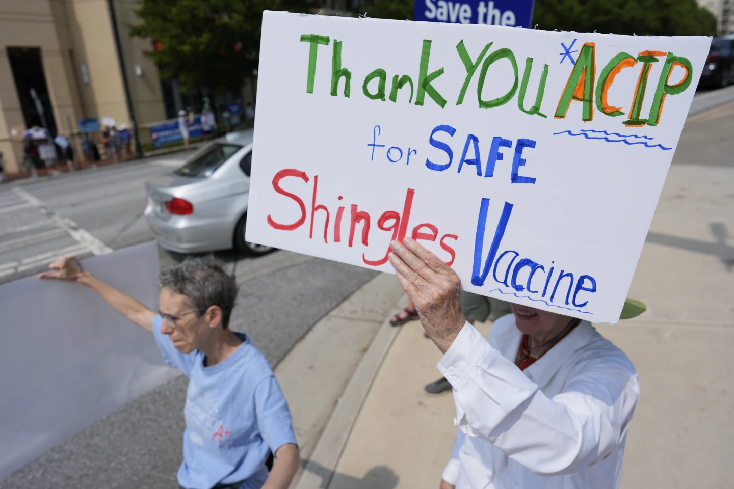 Health Secretary's Vaccine Committee Faces Scrutiny Ahead of Key Votes